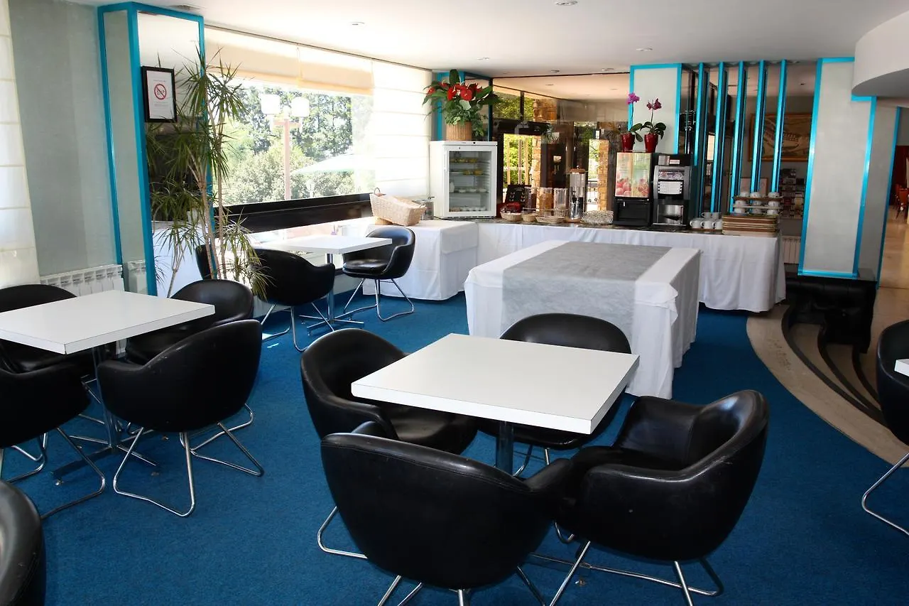 authentic by balladins – Rodez / Le Ségala Baraqueville Hotel