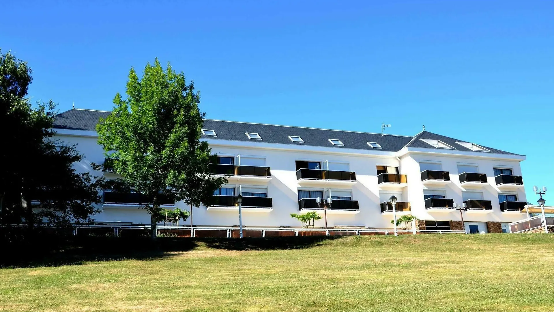 Authentic By Balladins - Rodez / Le Segala Baraqueville 3*,  France