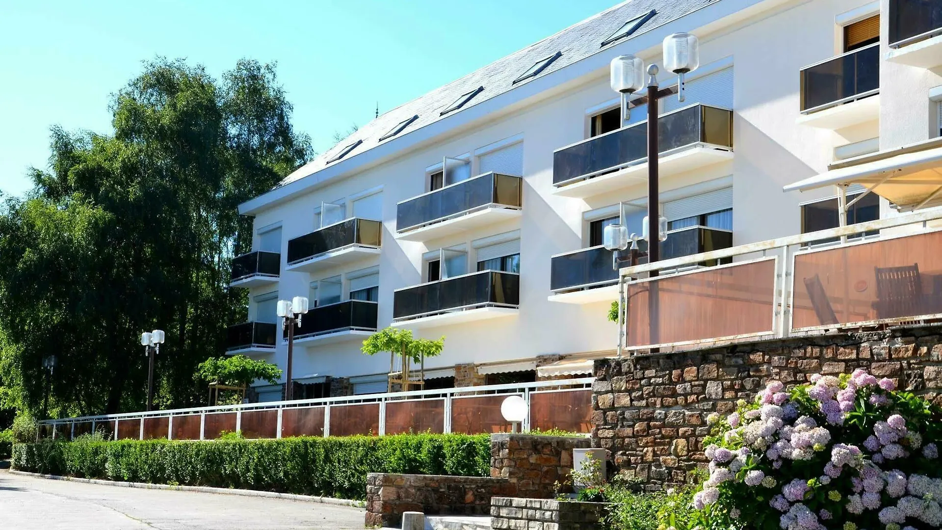 authentic by balladins – Rodez / Le Ségala Baraqueville Hotel